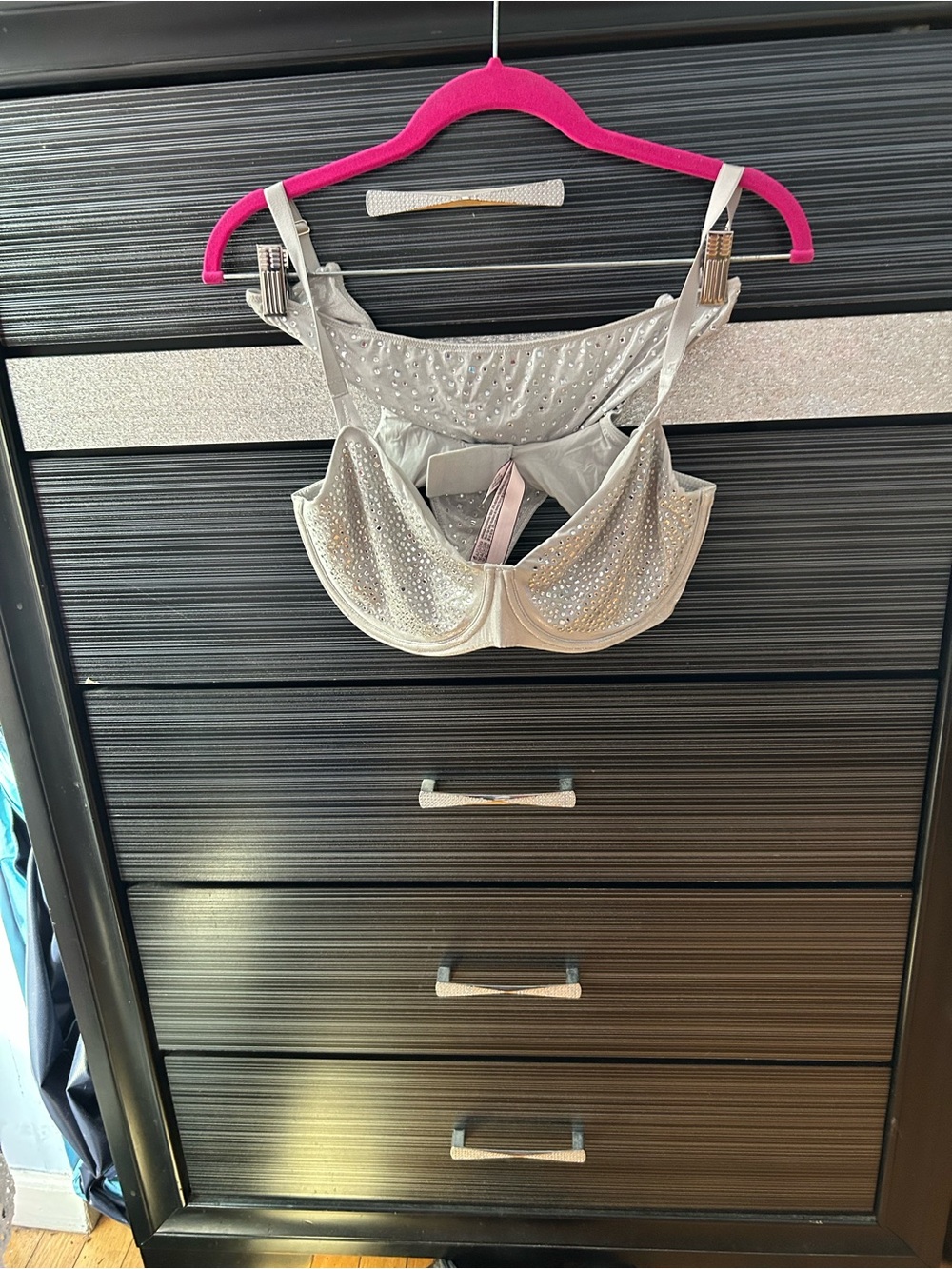 Victoria's Secret Silver Sparkle Underwire Bra